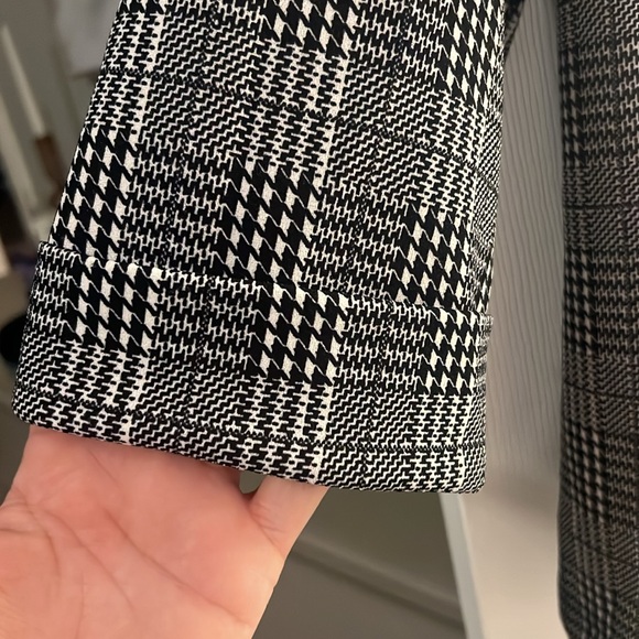 Black and white blazer quarter sleeve - Picture 3 of 4